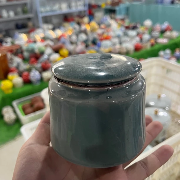 高端茶叶罐（孤品，微瑕介意勿拍）1