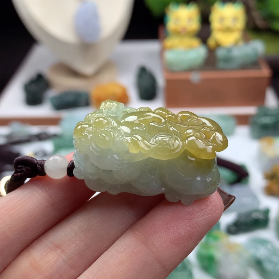 翡翠未镶嵌颈饰翡翠貔貅03