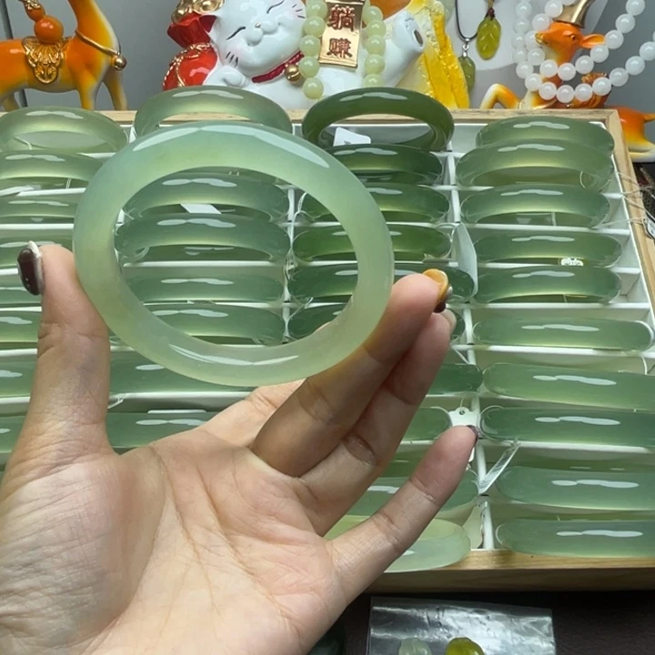 果***果岫玉未镶嵌手镯岫玉