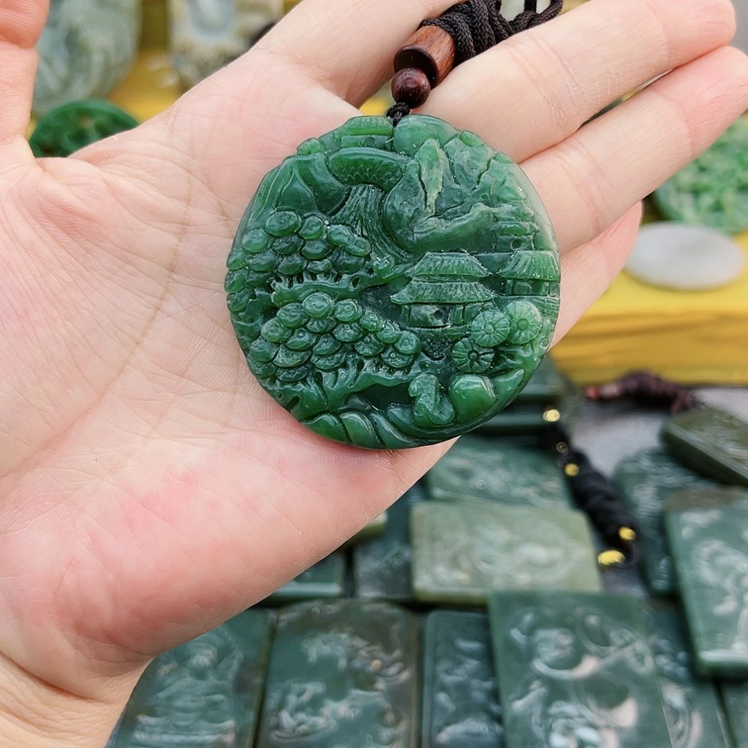 和田玉未镶嵌颈饰