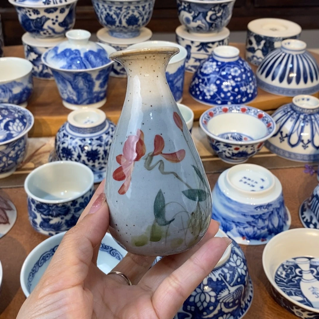 瓷片手绘小瓷瓶好