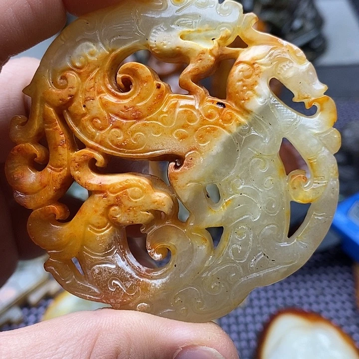 未镶嵌蛇纹石玉颈饰