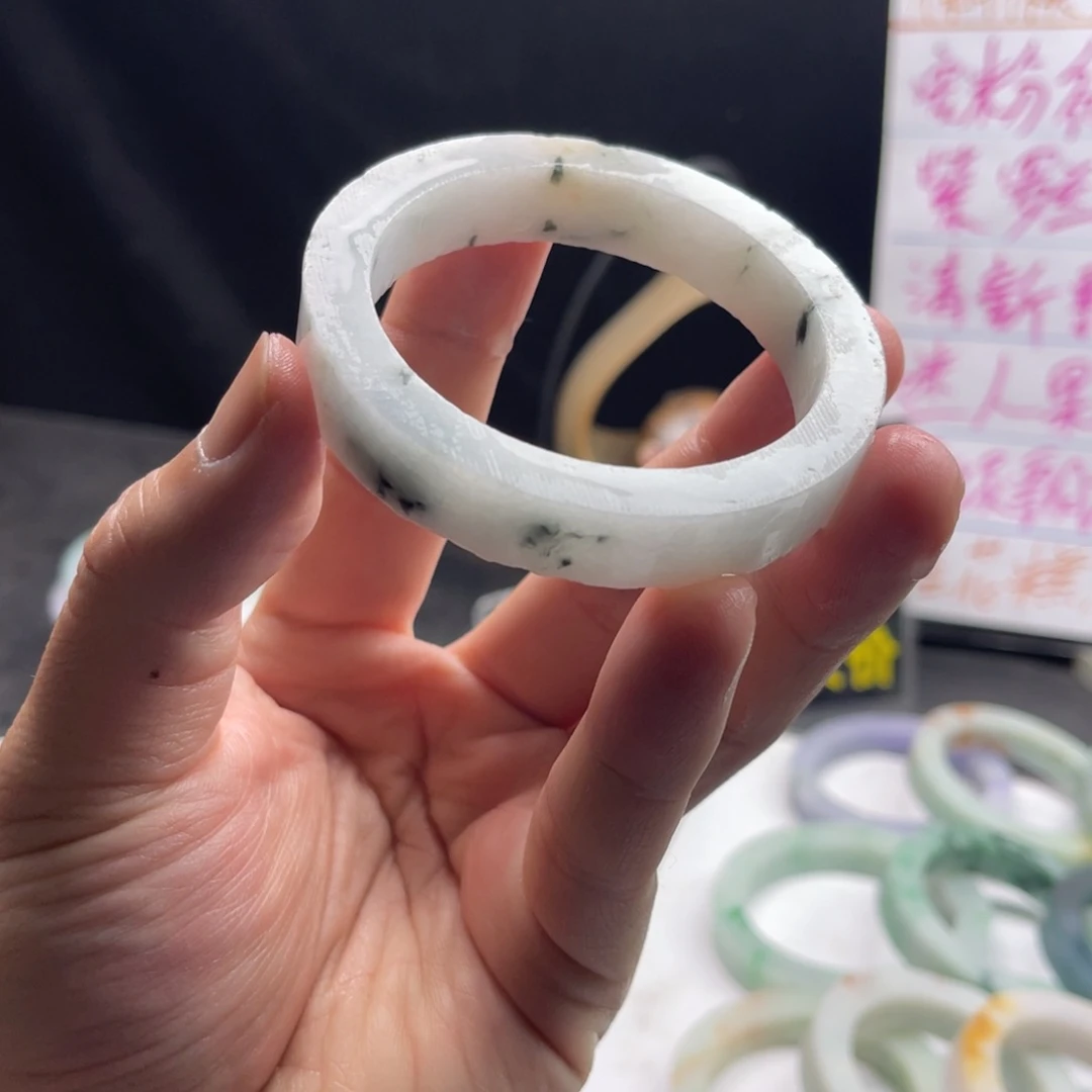 【闪购商品】定制翡翠手镯未镶嵌