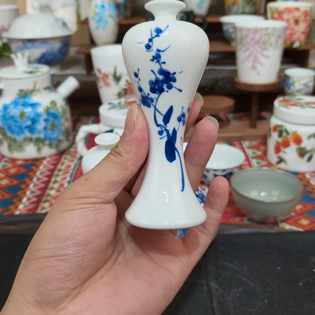 摆件景德镇手工手绘高温瓷器