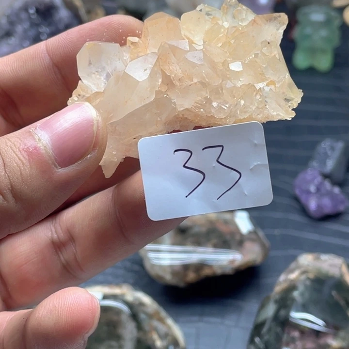 未镶嵌水晶大型摆件（非配饰）