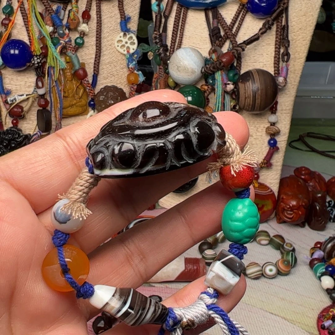 玛瑙/玉髓颈饰未镶嵌