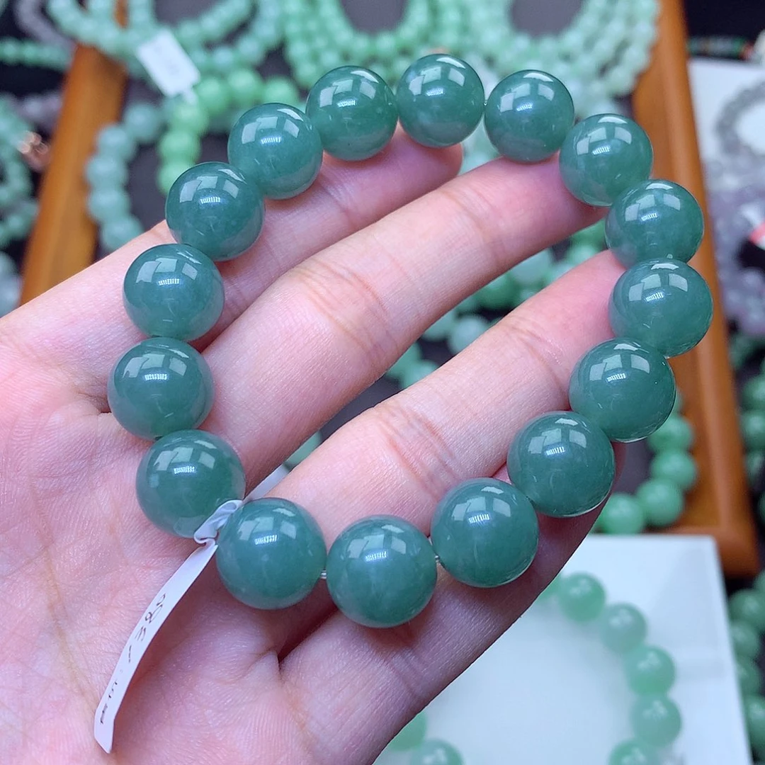 翡翠未镶嵌毛衣链今**缘