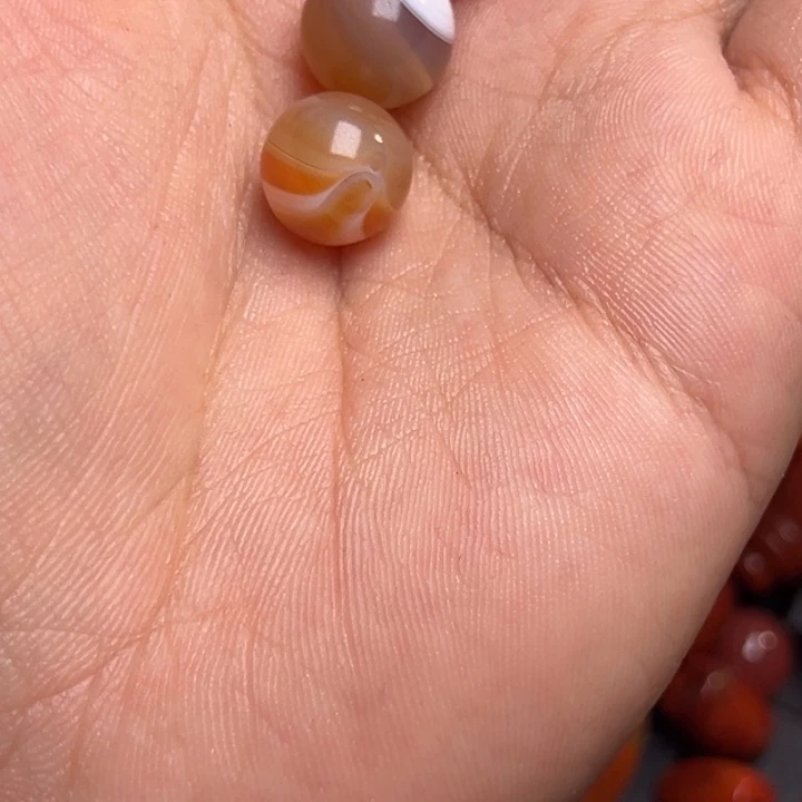 知***否南红玛瑙未镶嵌手链