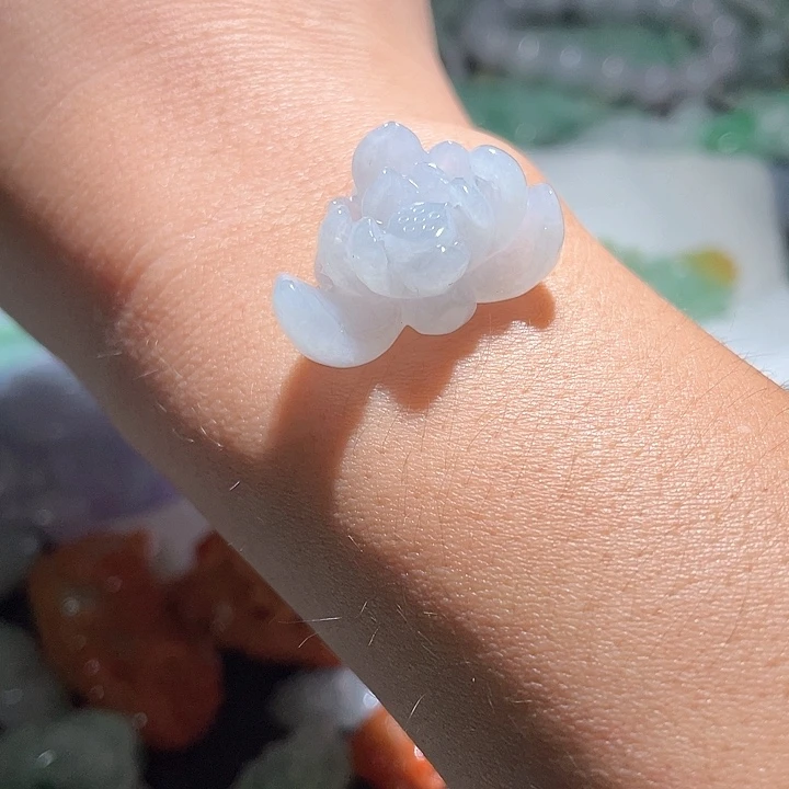 颈饰未镶嵌翡翠天