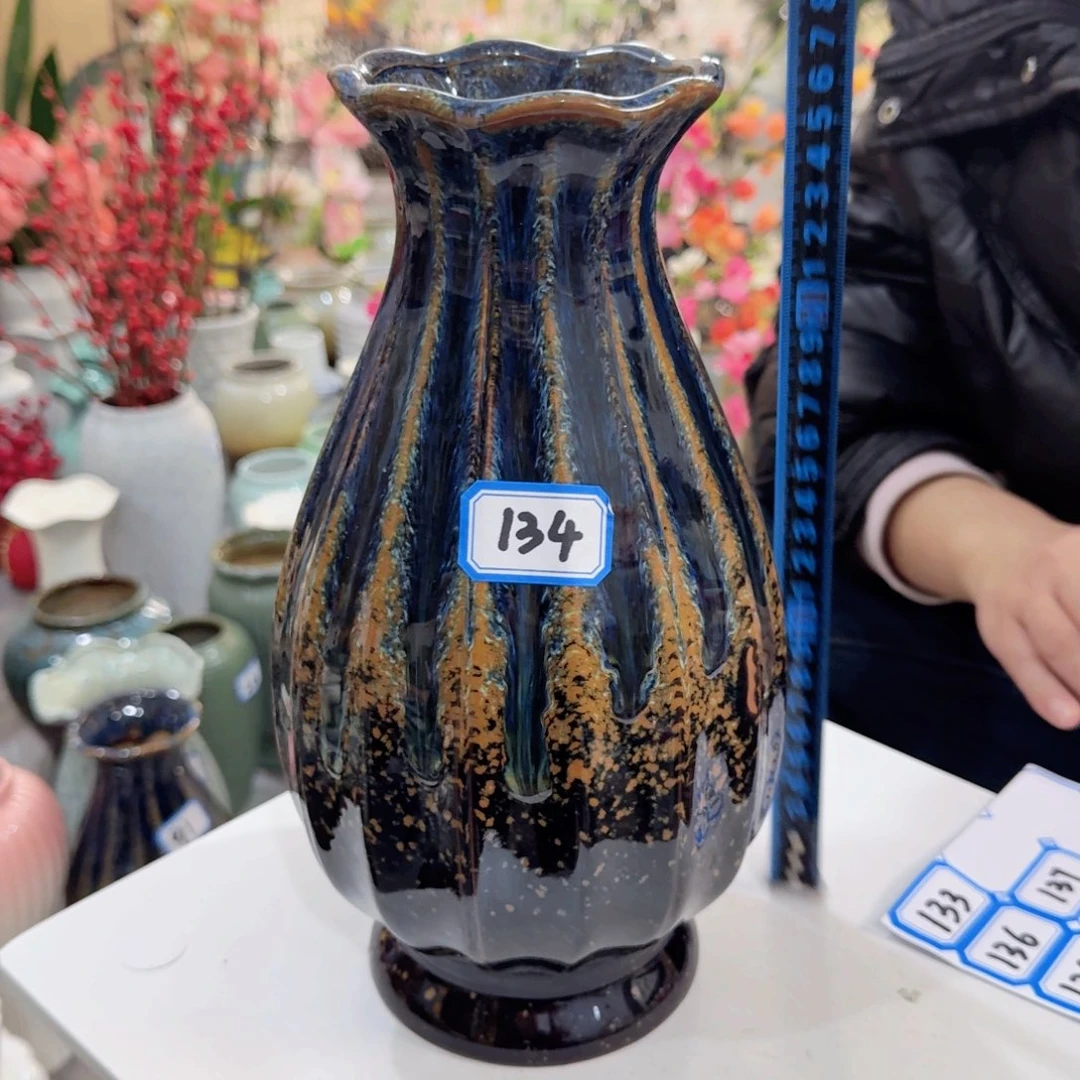 134号陶瓷高27厘米清理一个