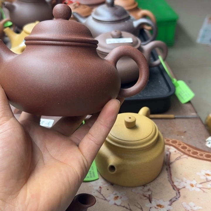 茶壶紫砂紫泥容天280左右瑕疵