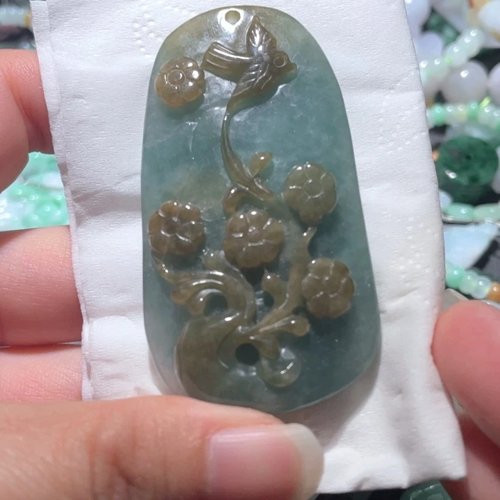 【闪购商品】翡翠颈饰未镶嵌天然翡翠