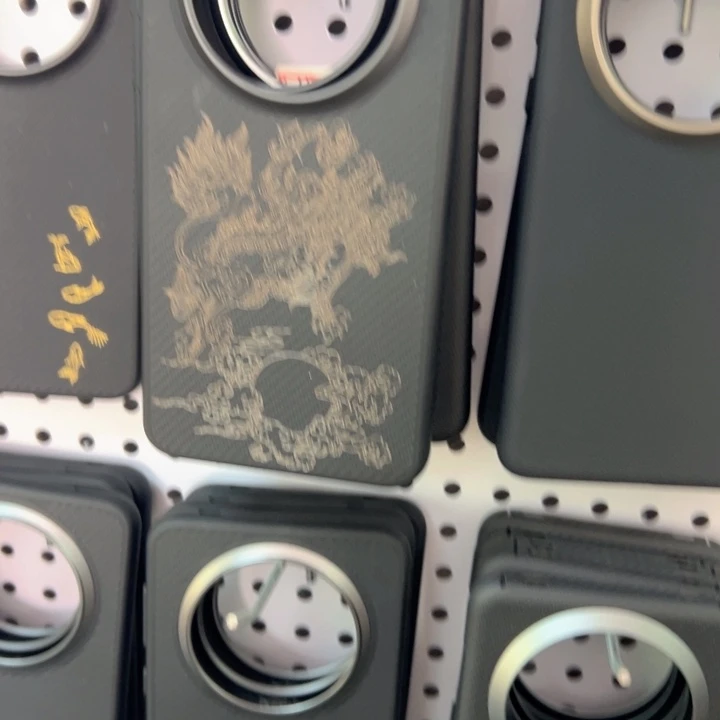 Mate60基础款磁吸貔貅正品凯夫拉全新