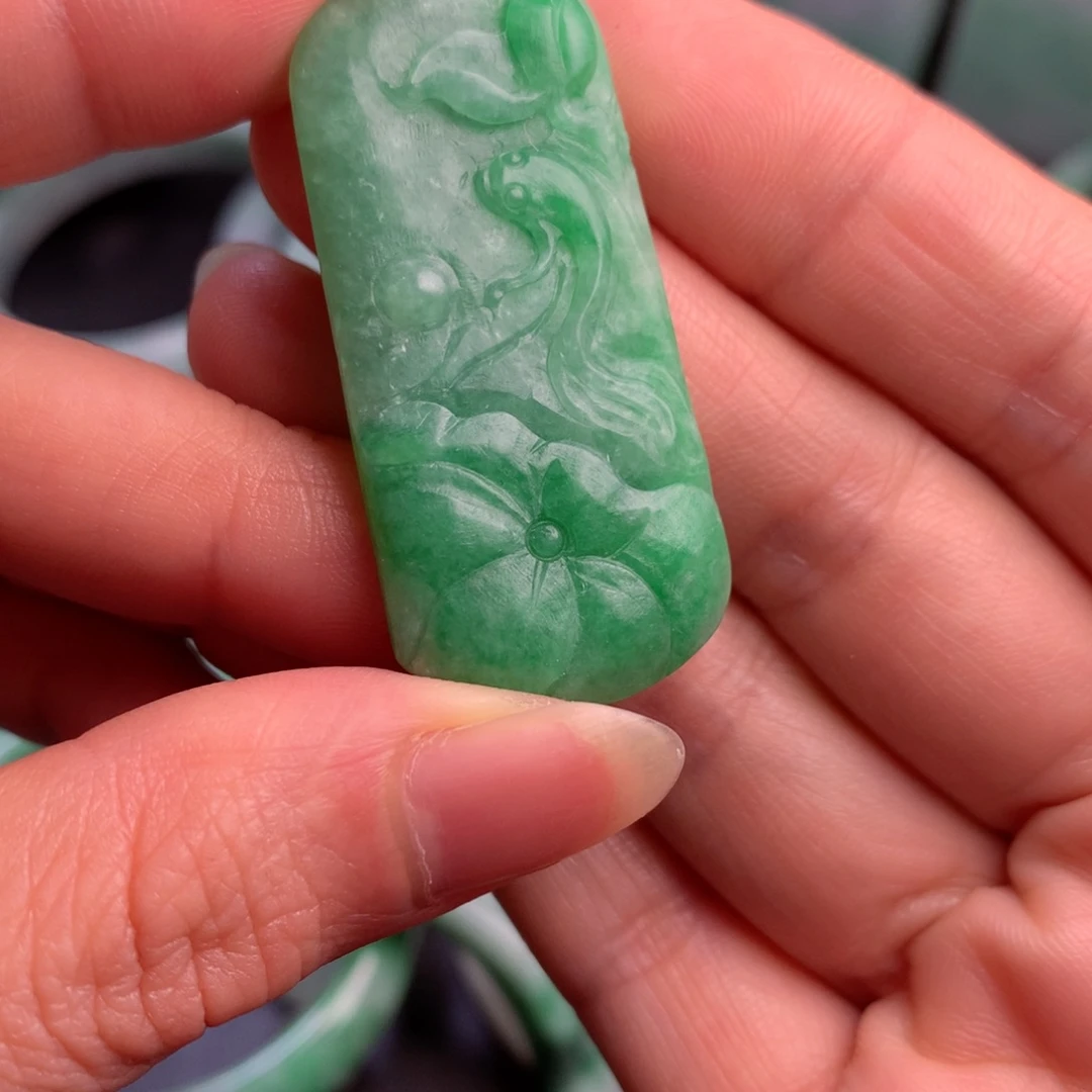 未镶嵌定制翡翠翡翠