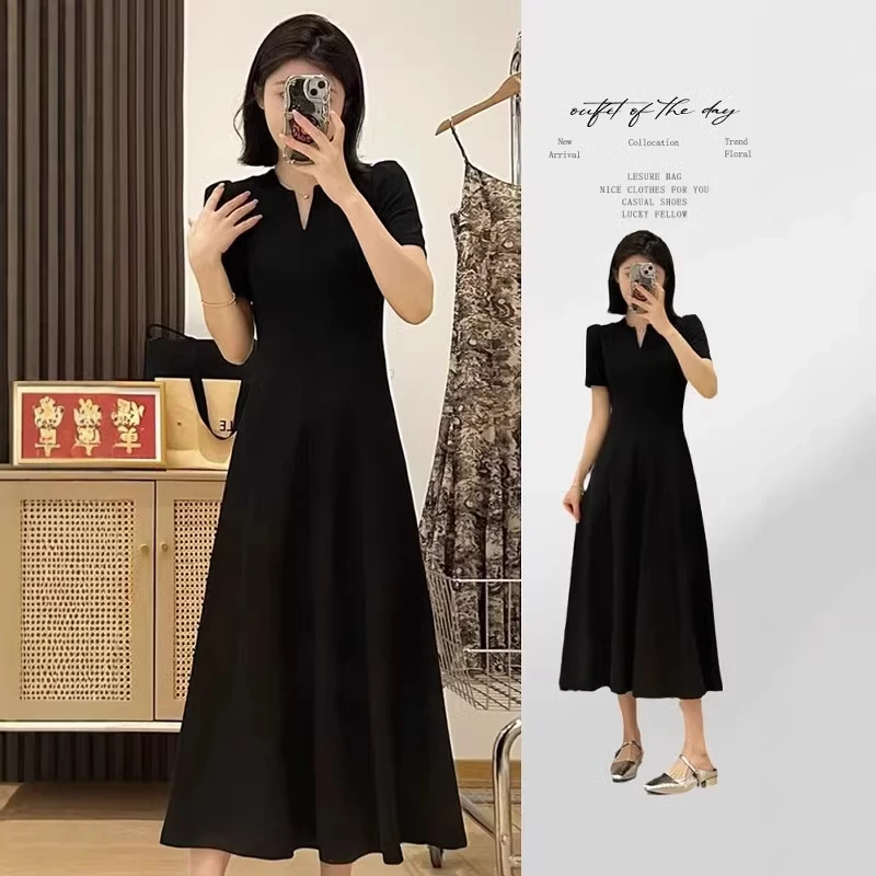 大码女装夏季新款法式赫本风连衣裙胖mm高级感遮肚显瘦V领小黑裙