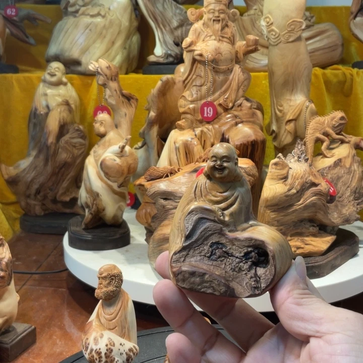 柏木（崖柏）崖柏  弥勒