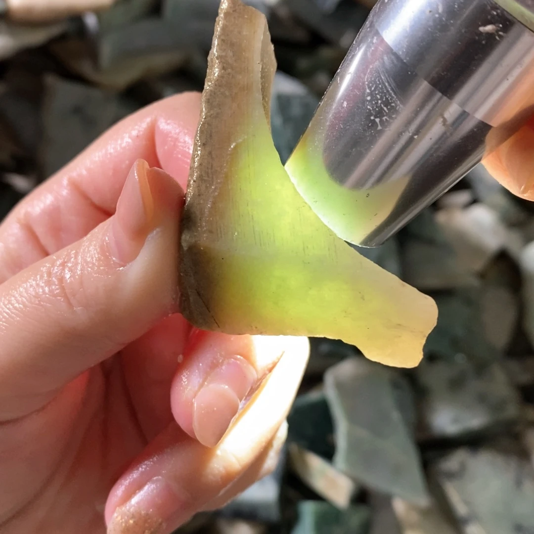 颈饰未镶嵌翡翠天然翡翠