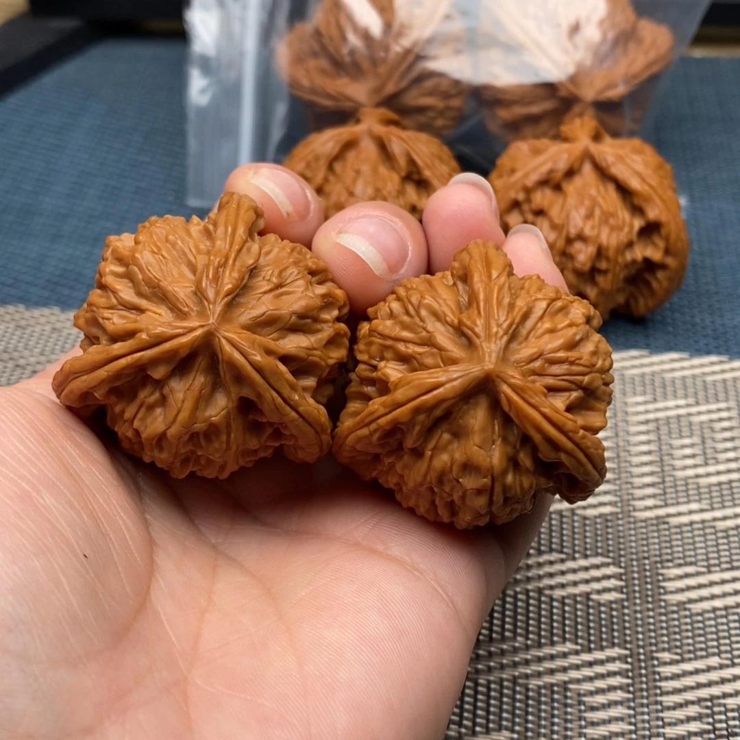 今***✓文玩核桃吊坠三棱