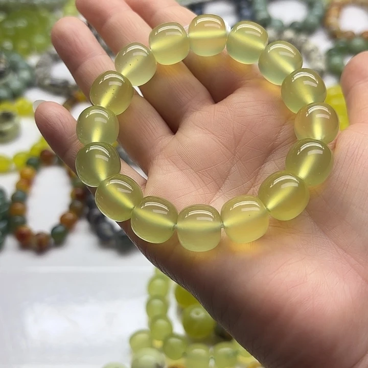 蛇纹石玉未镶嵌手串漫*