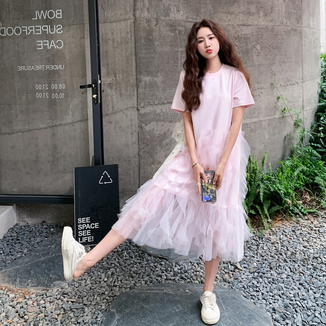 松弛感宽松T恤连衣裙女2025夏季新款设计感粉红色网纱拼接长裙子