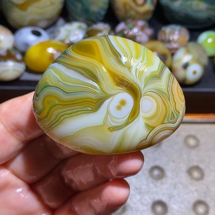 未镶嵌玛瑙/玉髓珠宝半成品154