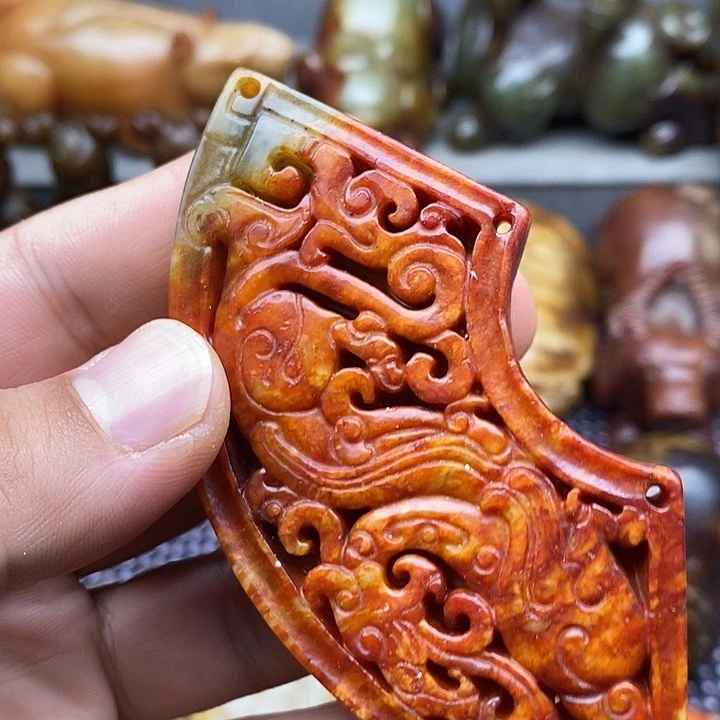 未镶嵌蛇纹石玉颈饰