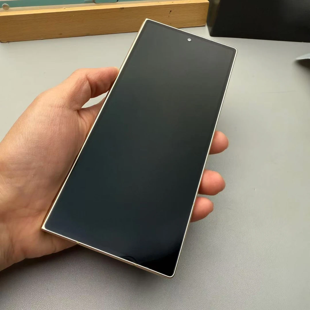 AR晶瓷膜 适配三星W26/Fold7/W25 前屏保护膜