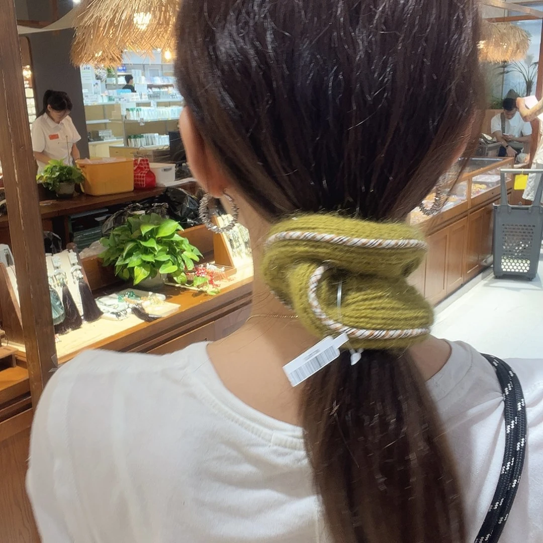非金属布艺绿色格子边针织肠圈