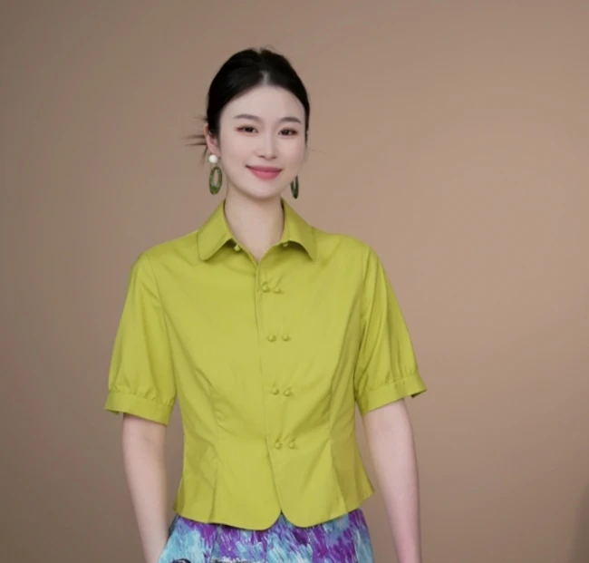 小井定制私服【】新款夏季芥绿色上衣收腰小翻领设计J25W296