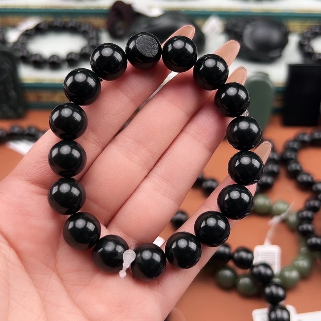 你***子和田玉未镶嵌手串