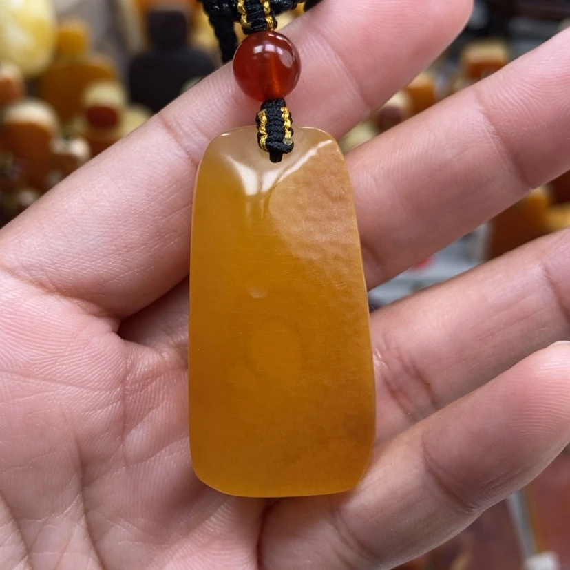 【闪购商品】琥珀颈饰未镶嵌