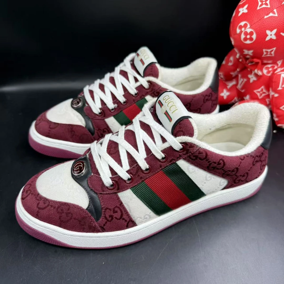 95新 GUCCI/古驰 男士时尚酒红色老花脏脏鞋41.5欧码 ddm2581