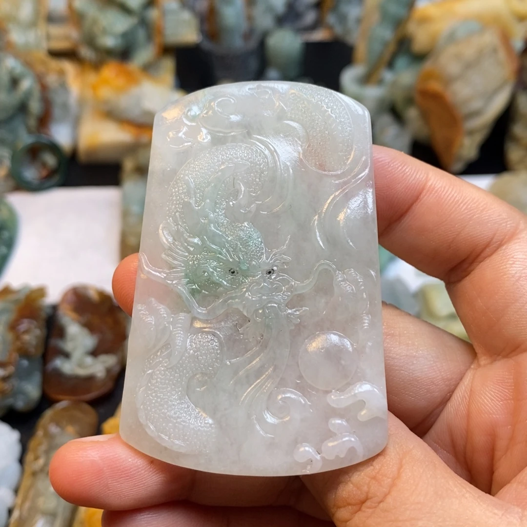 定制翡翠未镶嵌特色52