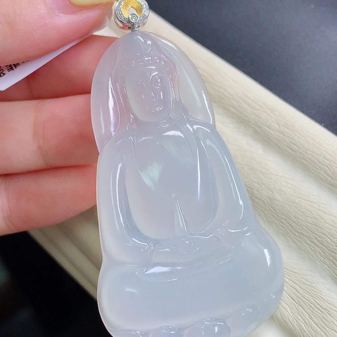 颈饰18K金镶嵌翡翠素衣