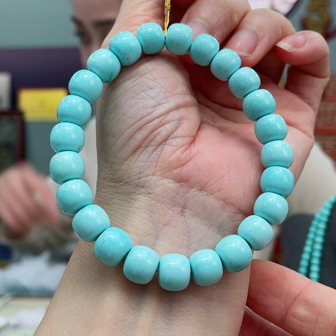 绿松石颈饰未镶嵌