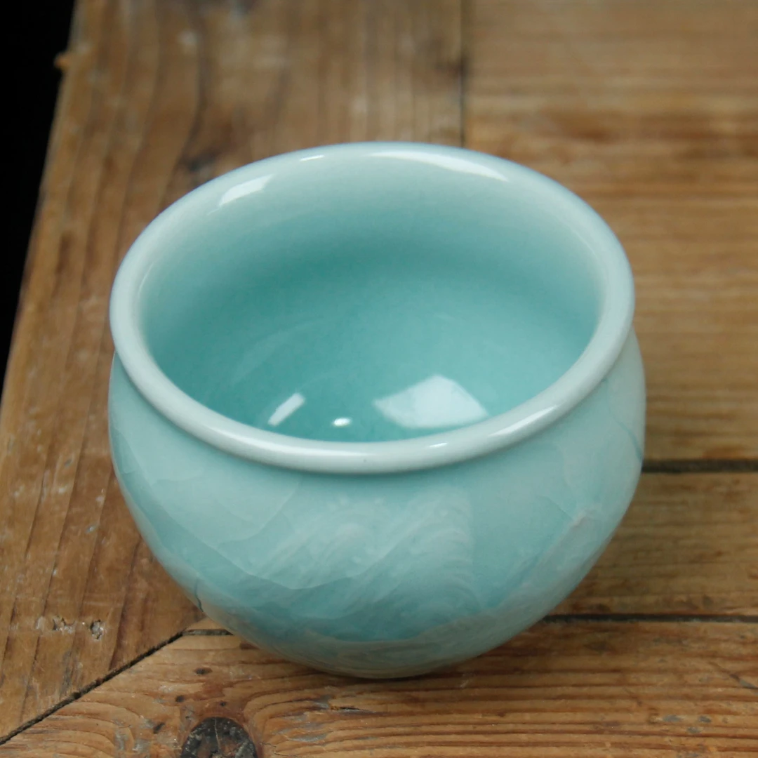 龙泉青瓷哥窑粉青山水缸杯