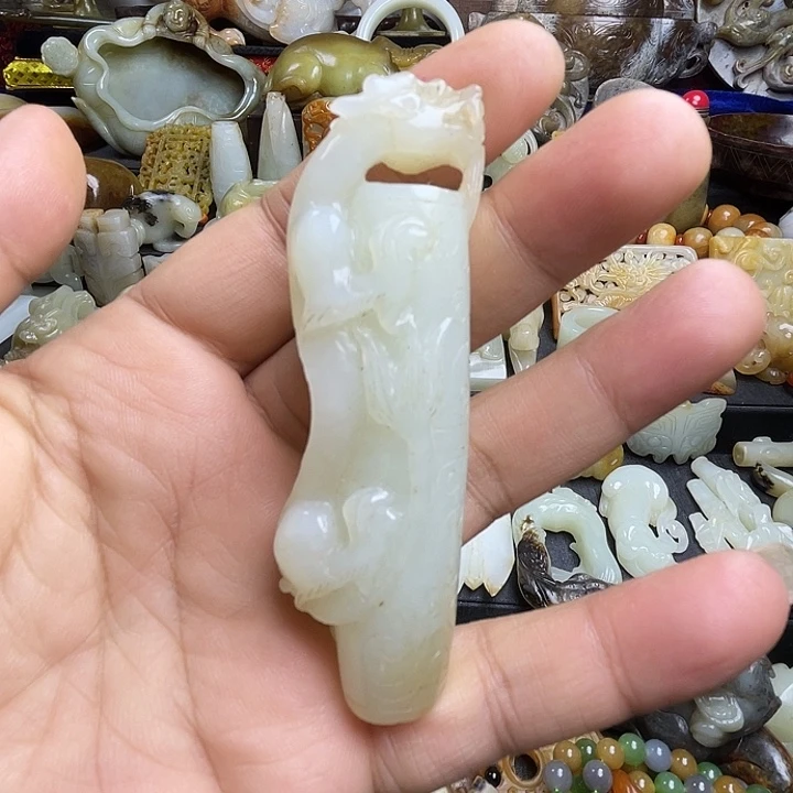 颈饰未镶嵌和田玉