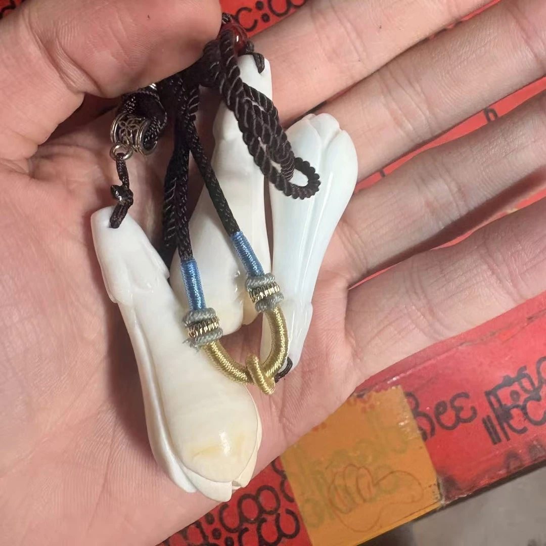 非金属羽毛吊坠 车厘子玉兰花吊坠多样性发一j211