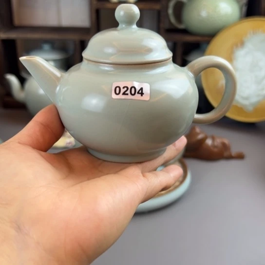 瀚***斋纯手工制作微瑕水平壶