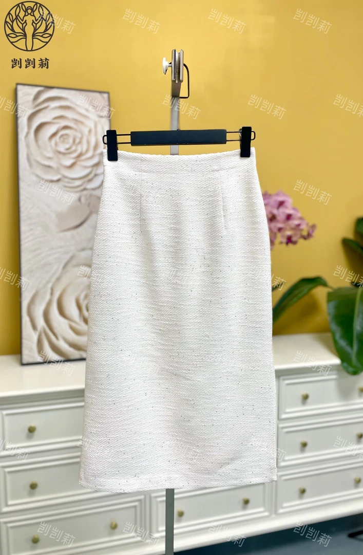 剀剀莉（白贝壳马甲半裙）夏季白色轻奢定制人丝显瘦小香侧开叉半裙