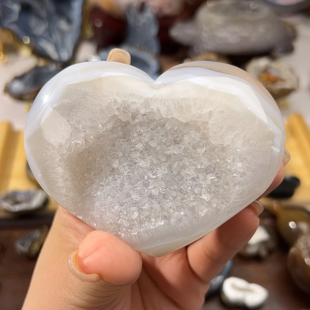 玛瑙/玉髓无未镶嵌9公分