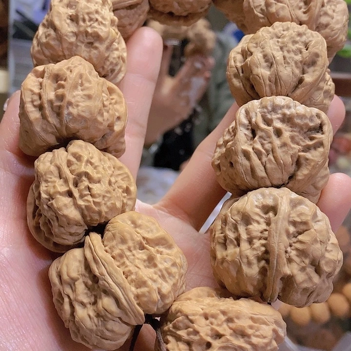 【闪购商品】文玩核桃把件35蛤蟆头手持身有黄