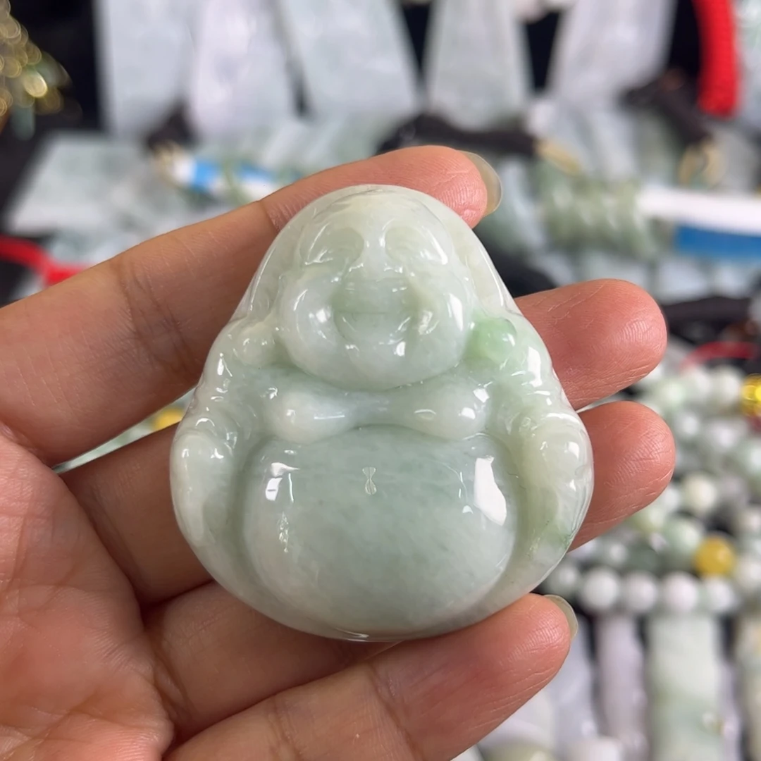 翡翠未镶嵌吊坠(赠链)瑕疵