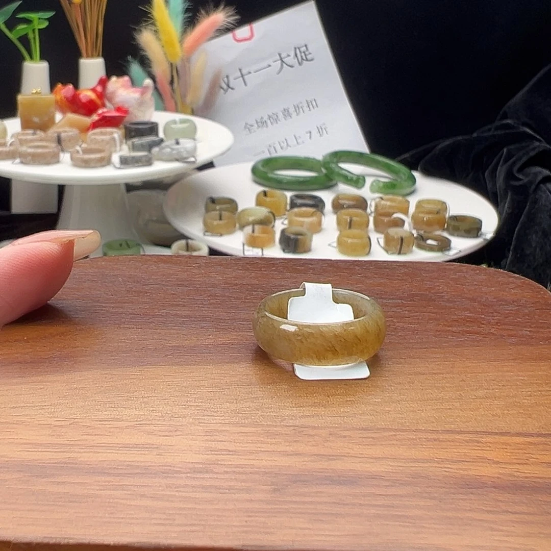 和田玉（糖玉）未镶嵌戒指k70红糖圆切 17.8 不退换