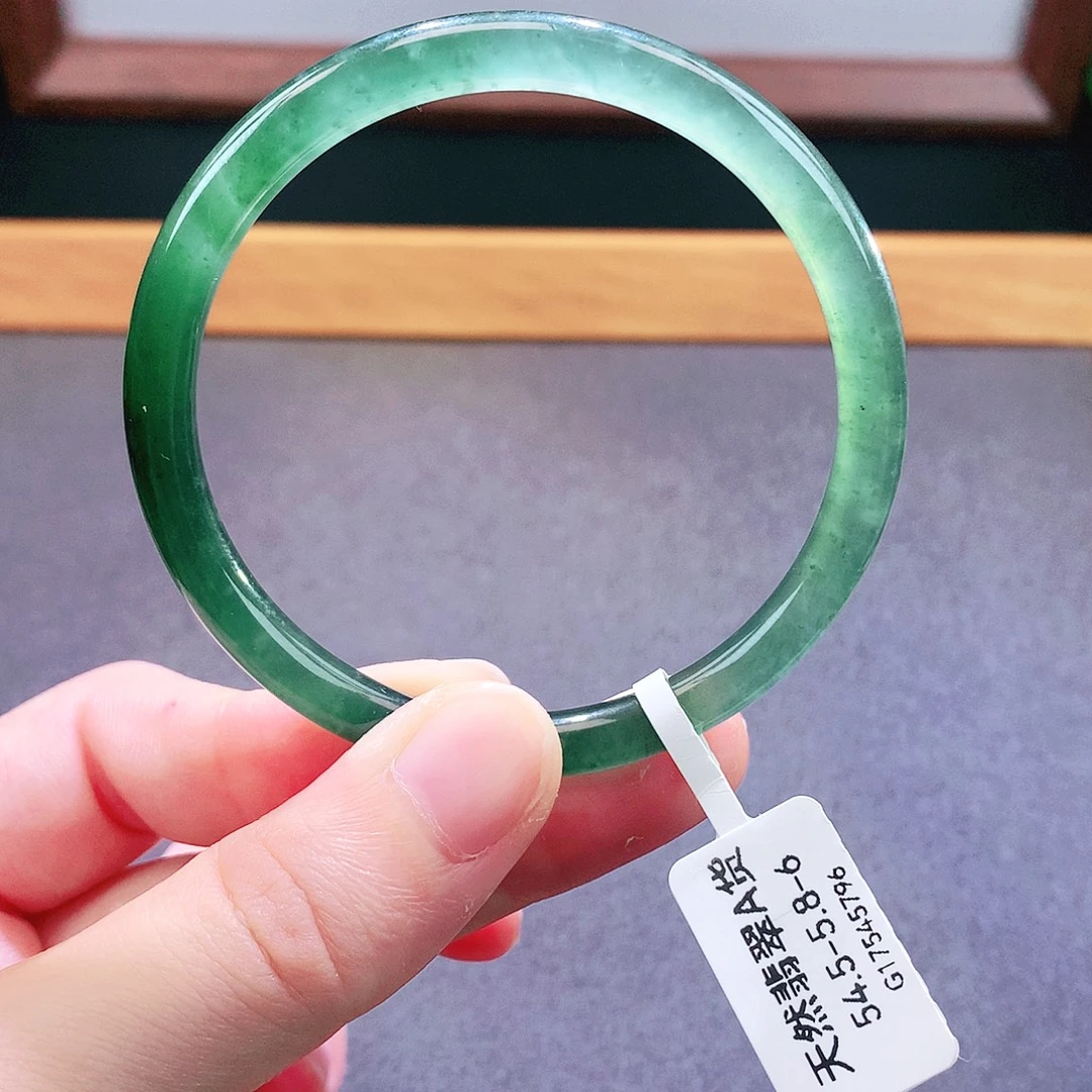 未镶嵌手镯翡翠天然翡翠