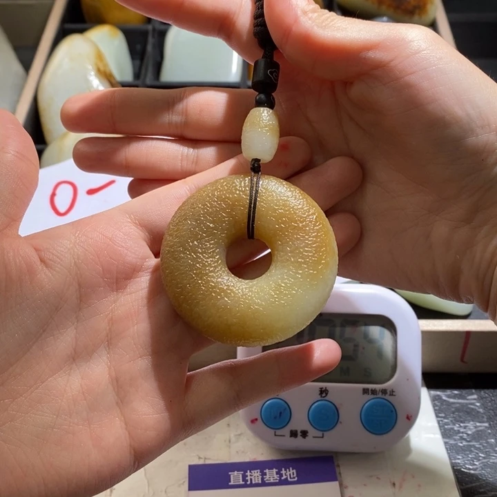 和田玉未镶嵌颈饰行*.