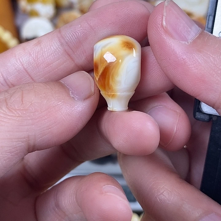 琥珀未镶嵌珠宝奇石我