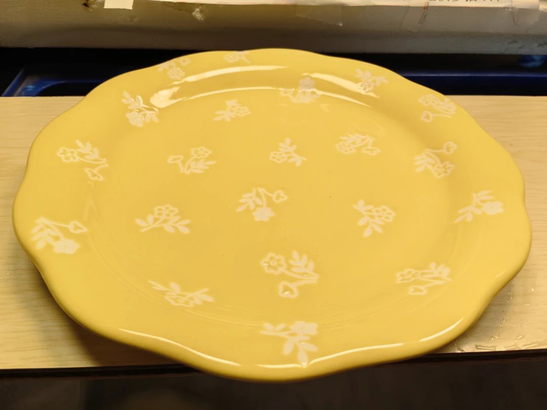 回流瓷器工艺品大盘水果盘陶瓷手绘家用复古欧式手工黄色色釉浮雕
