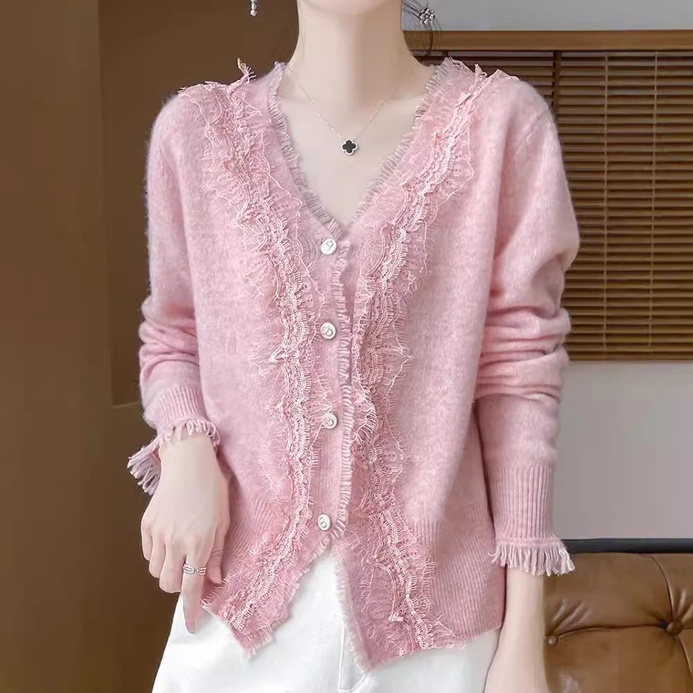 新款羊毛衫女拼接蕾丝小香风早秋毛衣V领羊绒开衫上衣长袖针织衫