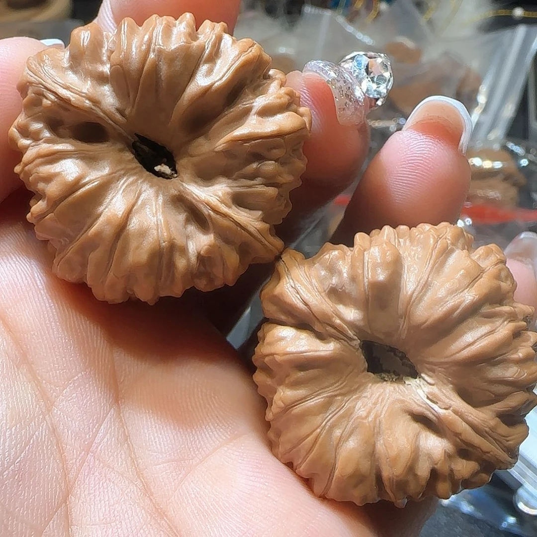 文玩核桃吊坠38凹底全